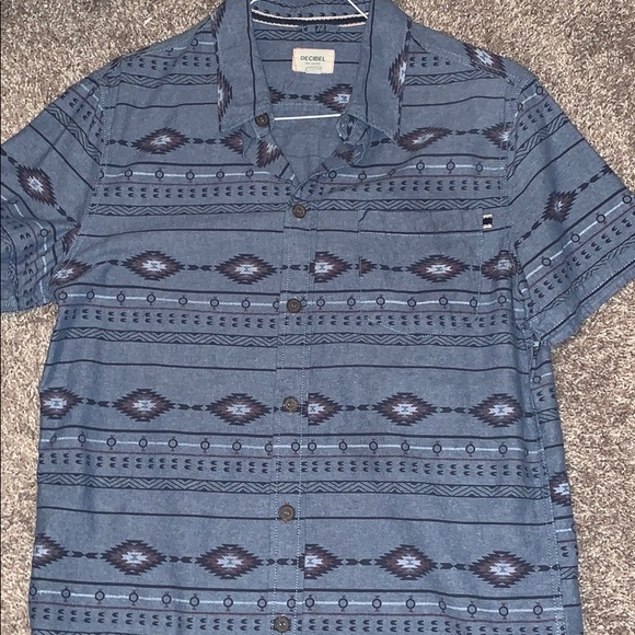 Medium Decibel shirt - Picture 1 of 1